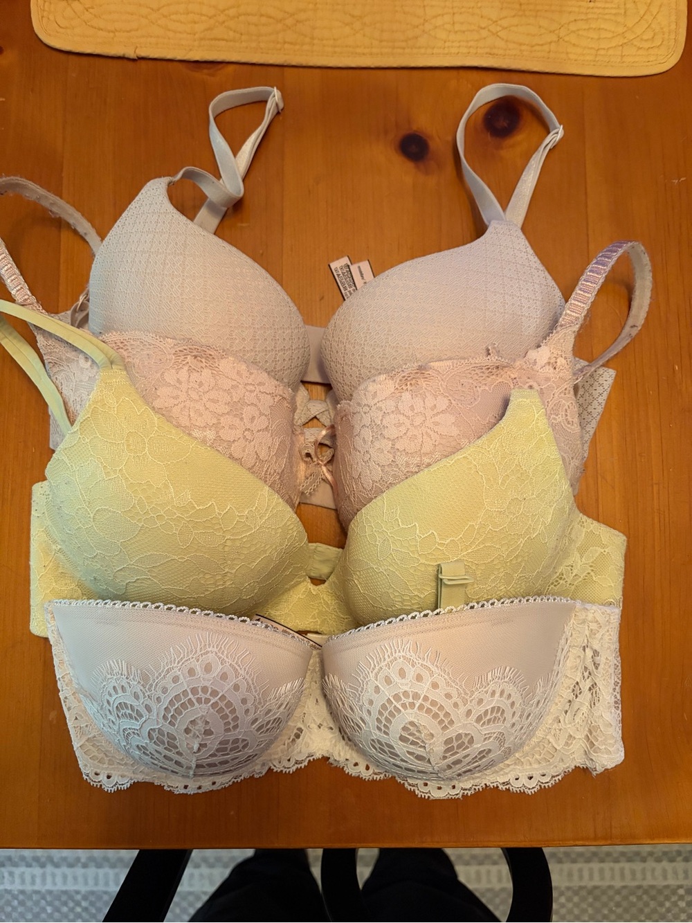 Victoria’s Secret bras lot of 4
